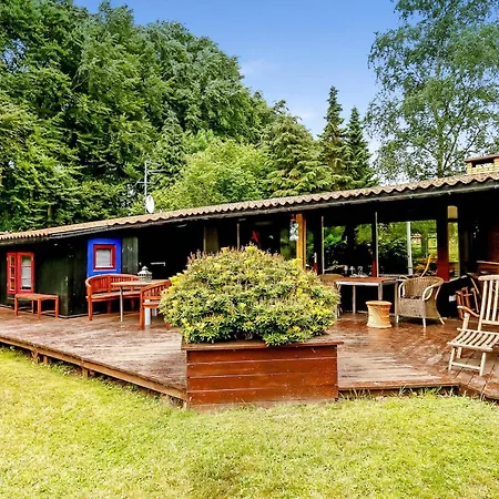 Charming Vacation On Large Grounds * Spodsbjerg